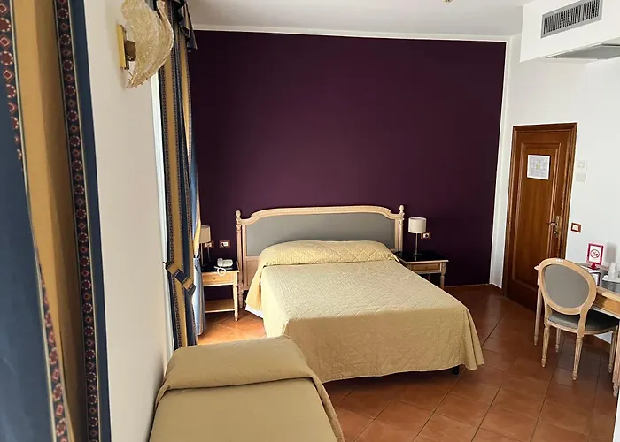 Hotel Bologna