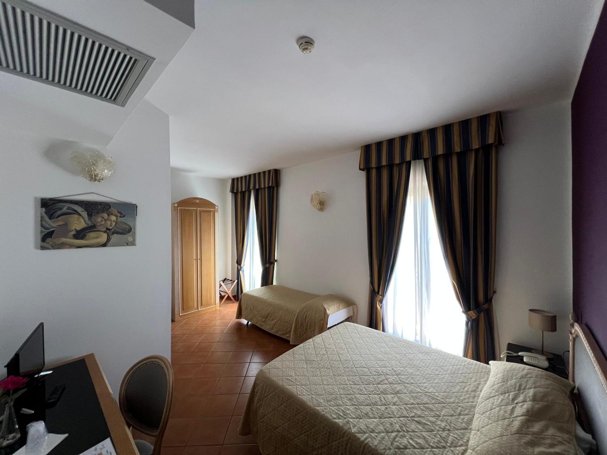 Hotel Bologna Florenz